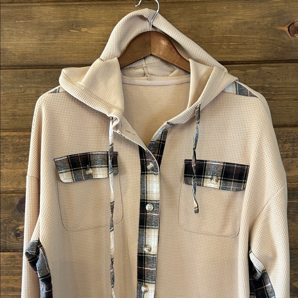 Plaid Accent Waffle Button Down Shirt - Tan - Picture 5 of 7